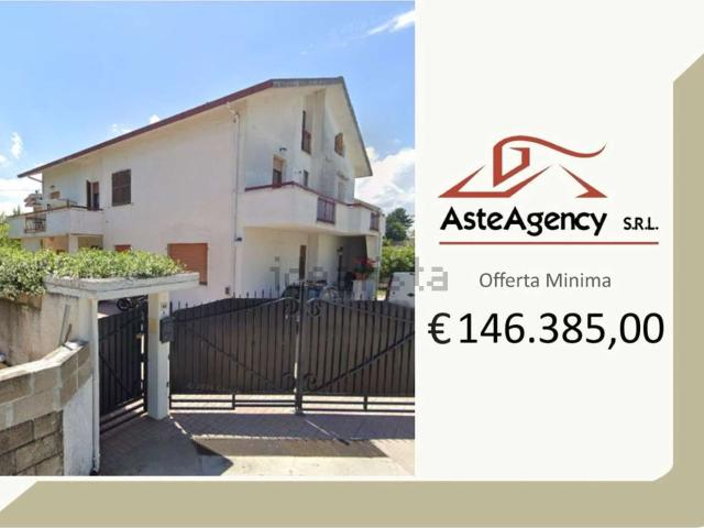 Case e ville in vendita di 364 m² in Contrada Marcianese