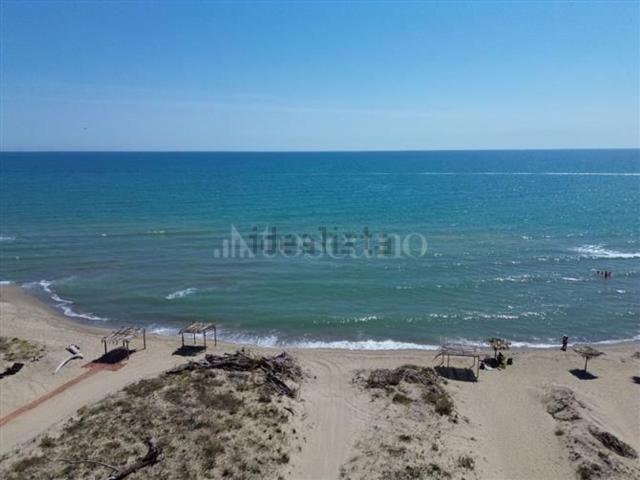 Case e ville in vendita di 365 m² in Viale Galatea