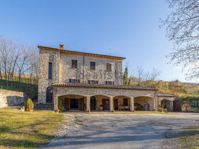 Case e ville in vendita di 366 m² in Località Palestina, 6