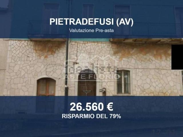 Case e ville in vendita di 367 m² in Via Roma, 11