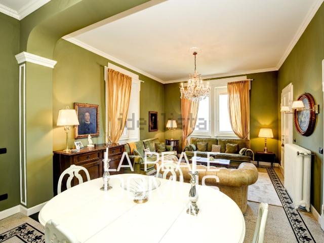 Case e ville in vendita di 370 m² in Via Pissarottino, 4