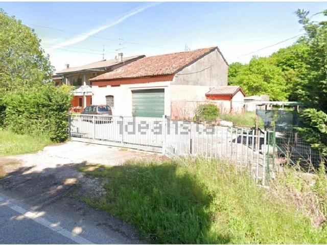 Case e ville in vendita di 3733 m² in Via Polonga