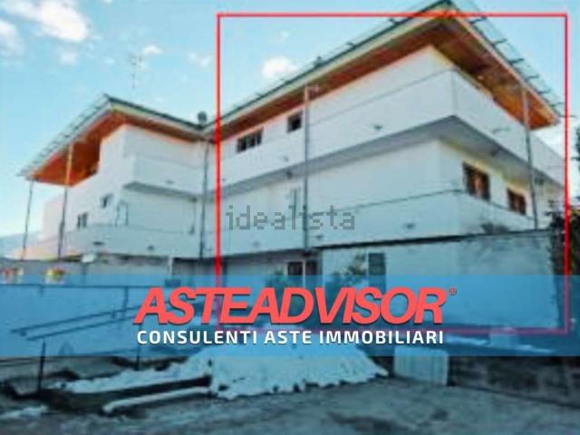 Case e ville in vendita di 374 m² in Via Regione Colombero, 15