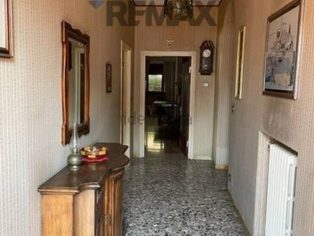 Case e ville in vendita di 375 m²
