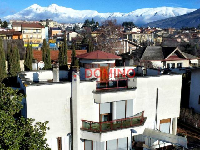 Case e ville in vendita di 377 m² in Via Antonio Vivaldi, 8