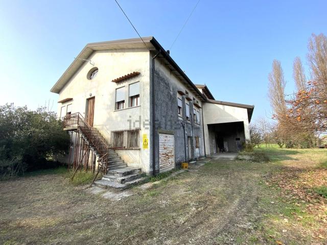 Case e ville in vendita di 380 m²