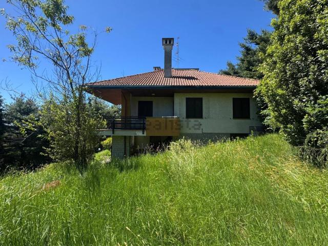 Case e ville in vendita di 380 m² in Via di Vagno, 69