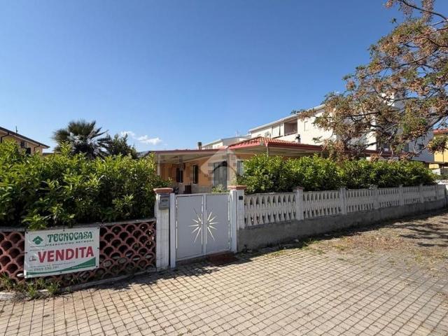 Case e ville in vendita di 380 m² in Via Svizzera, 1