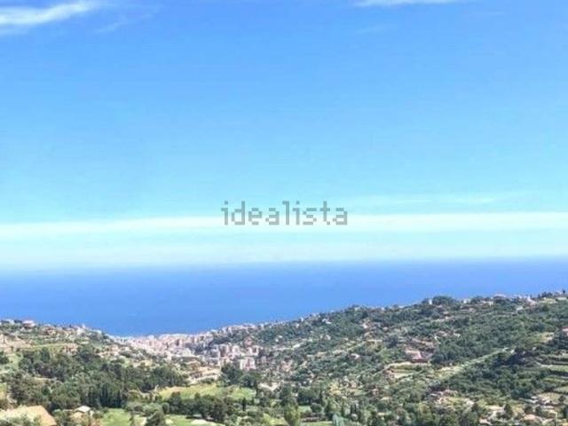 Case e ville in vendita di 380 m² in Strada Sen. Ernesto Marsaglia