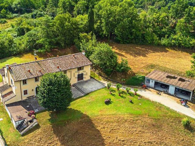Case e ville in vendita di 380 m² in Strada provinciale 41 di Sagginale, 35