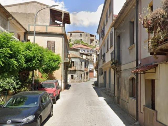 Case e ville in vendita di 383 m² in Viale della Musica