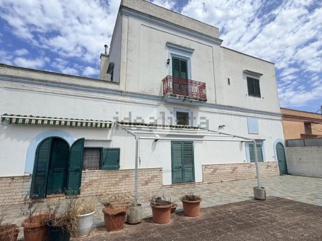 Case e ville in vendita di 384 m² in Via Scalelle, 1