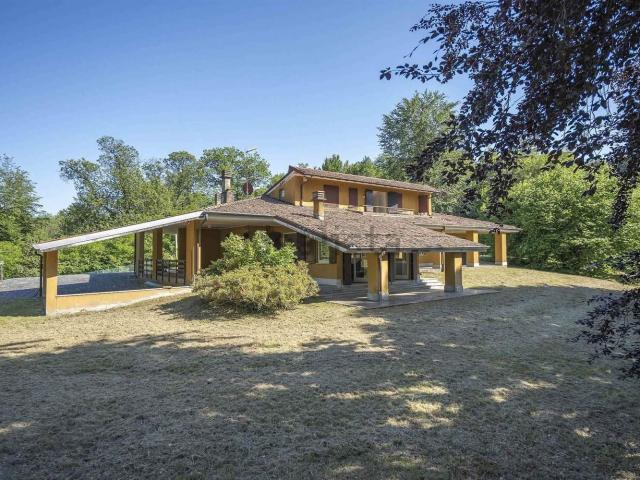 Case e ville in vendita di 385 m²