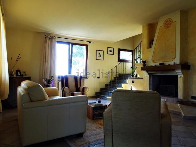 Case e ville in vendita di 385 m² in Via Cafaggio