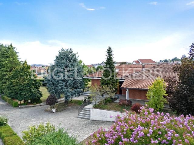 Case e ville in vendita di 385 m² in Frazione Valgera