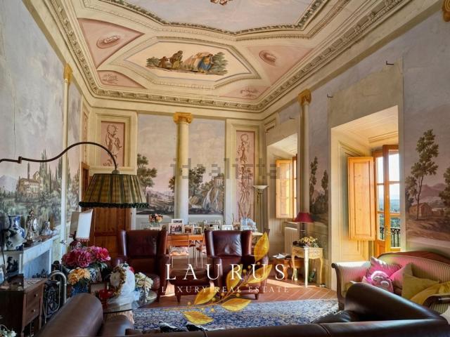 Case e ville in vendita di 387 m² in Via Pieve di Rubbiana