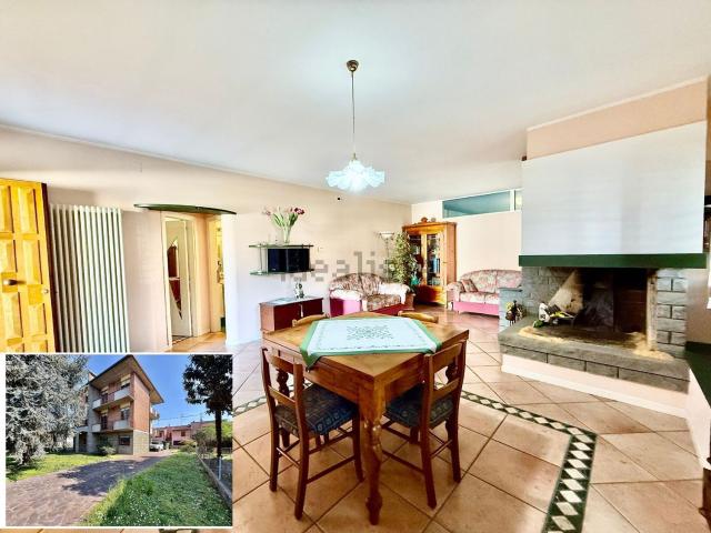 Case e ville in vendita di 388 m² in Via Santerno Ammonite, 18