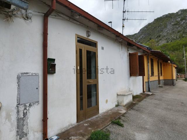 Case e ville in vendita di 38 m² in Via Cofini, 1