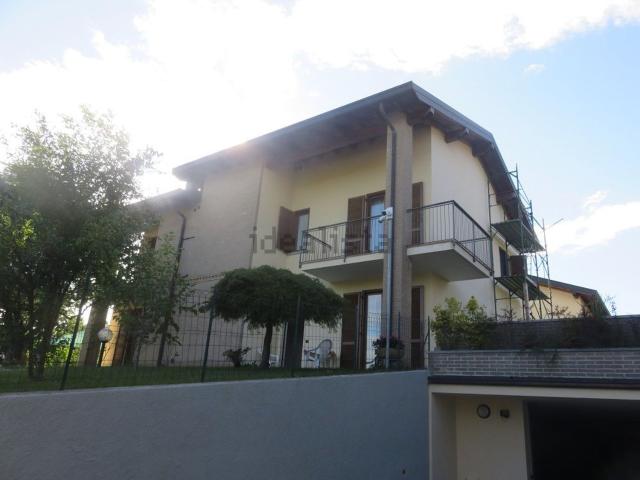 Case e ville in vendita di 390 m²
