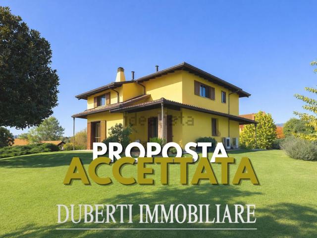 Case e ville in vendita di 390 m² in Via Bartolomeo Baj
