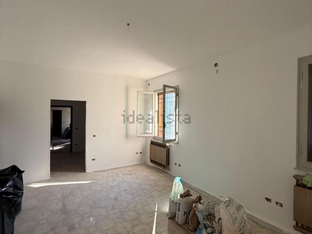 Case e ville in vendita di 390 m² in Via degli Estensi