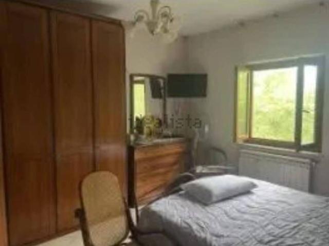 Case e ville in vendita di 390 m² in Frazione Scarpareccia Ceruzzo