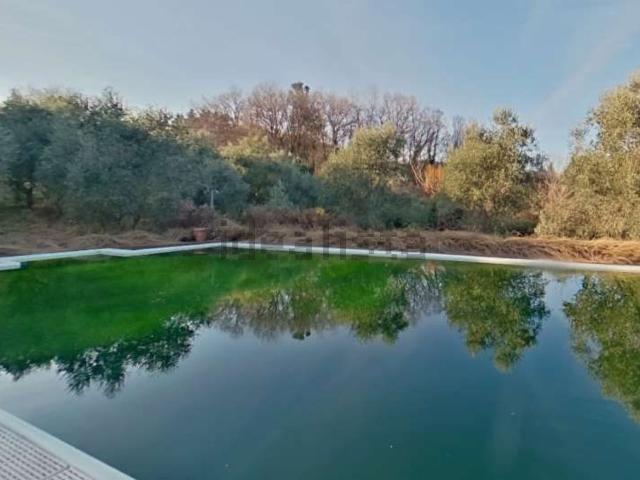 Case e ville in vendita di 392 m² in Via del Marmigliaio, 3