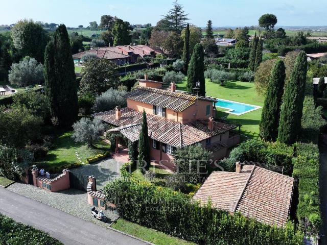Case e ville in vendita di 393 m² in Largo Olgiata