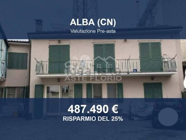 Case e ville in vendita di 396 m² in Via Vincenzo Gioberti