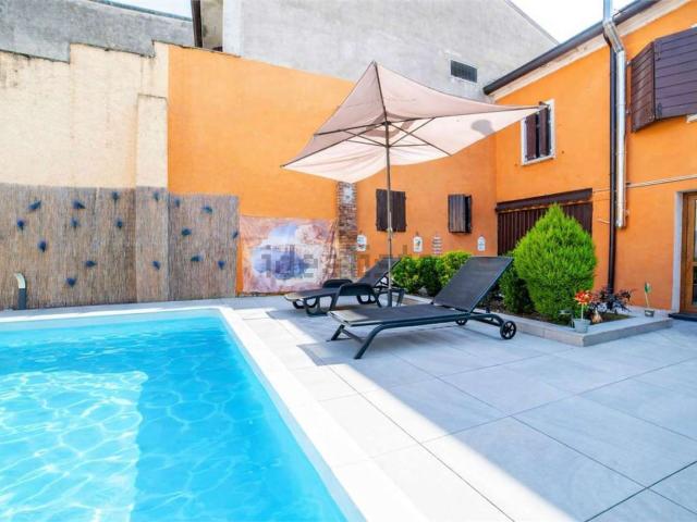 Case e ville in vendita di 397 m² in Via XX Settembre