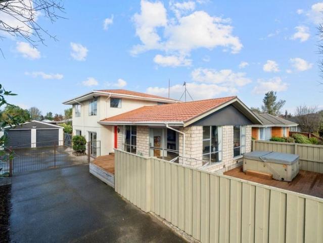 casebrook, 6+ bedrooms