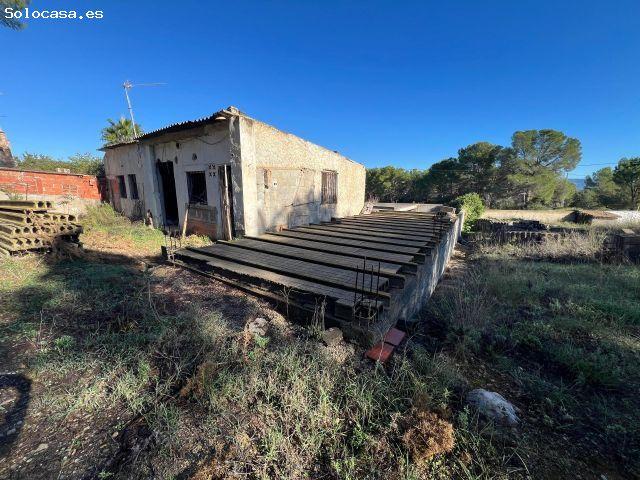 CASETA RUSTICA PARA REFORMAR CON LUZ Y AGUA EN LLIRIA