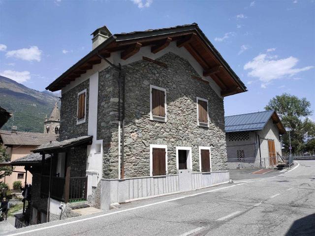 CASETTA INDIPENDENTE IN AFFITTO A FENIS