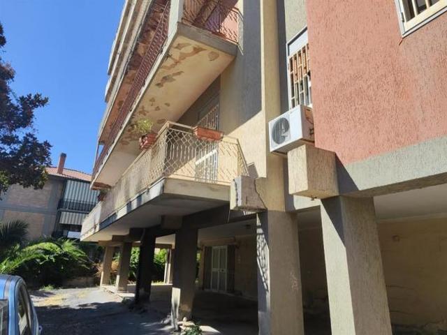 CASEXTE VENDE APPARTAMENTO VIALE TIRRENO ZONA POLICLINICO