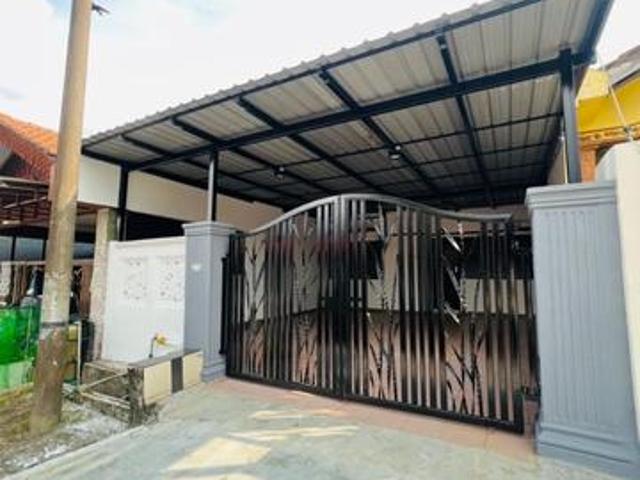 Cash Back 35k Single Storey Tmn Univesiti Skudai RENOVATED FULL LOAN
