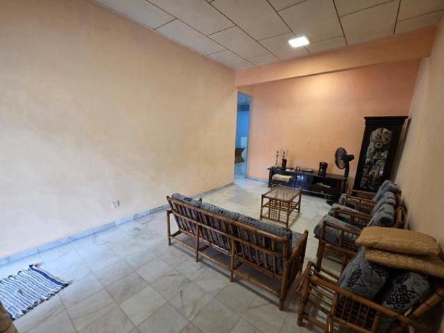 Cash Back 50k 1 Story Taman Desa Kenanga Bukit Semenyih Mewah
