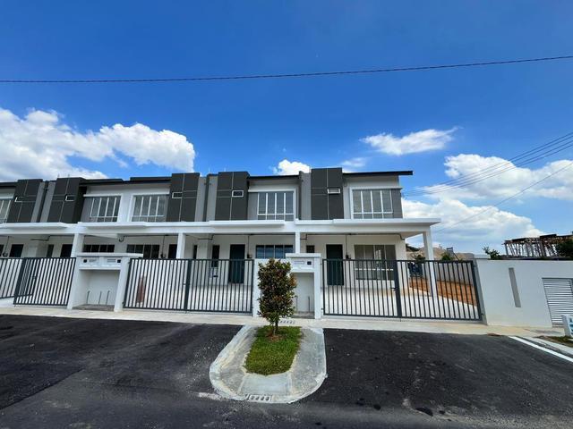 Cash Back 60K Bulanan 1800Sahaja Dekat Sepang15ft Backyard