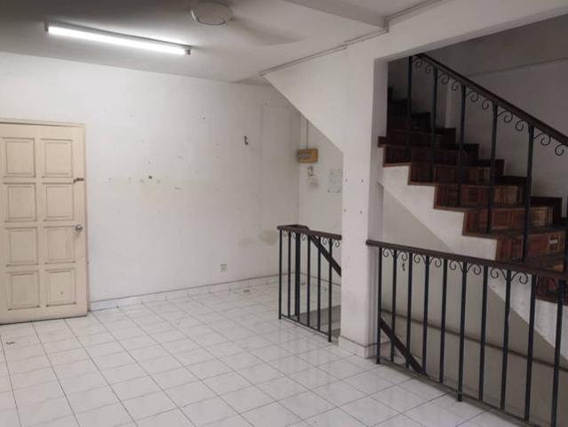 Cash Back RM 80k Super great deal Taman Perai Utama town house