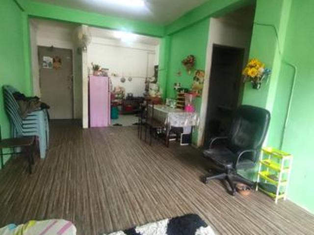 Cashback Full loan Apartment Desa Tasik for sale