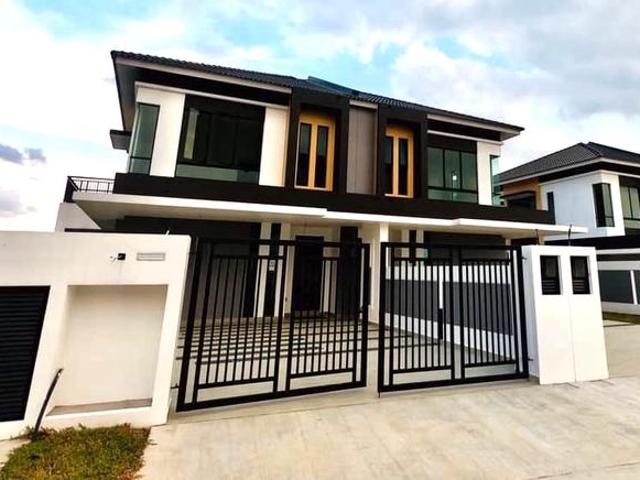 Cashback RM58k Big SemiD 40x85 Near KLIA Fully Furnished