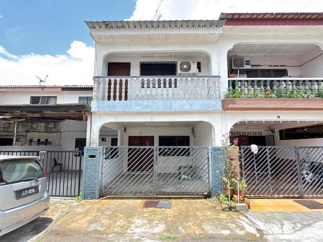 double storey low costTaman desa