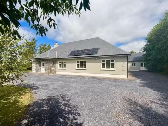 Cashlawndarra, Abbeyknockmoy, Ryehill, Co. Galway, H54Y009 is.