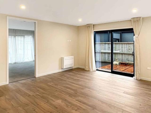 CASHMERE BRAND NEW, EXECUTIVE FOUR BEDROOM, THREE BATHROOM, DOUBLE GARAGE HOME