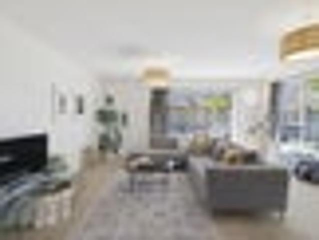 Cashmere High Zone | Entry Level Family Buying