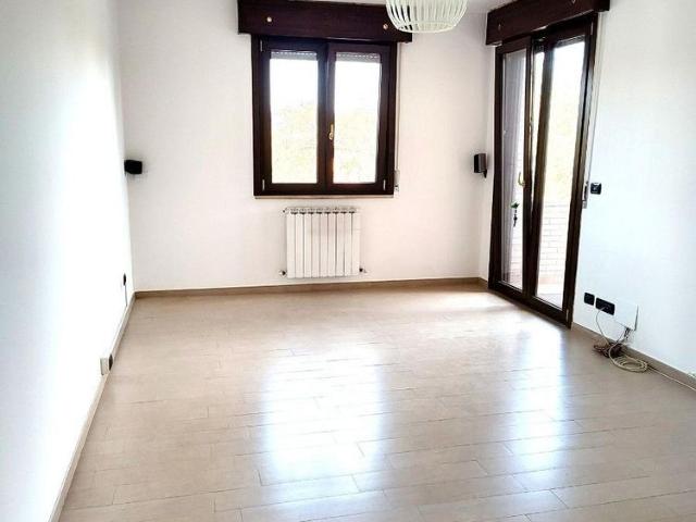 CASINALBO App.to con 3 camere 2 bagni e Terrazzo
