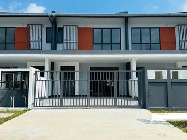 CASIRA 3 Bandar Bukit Raja Klang 20x75 2Storey Hse Brand New Unit