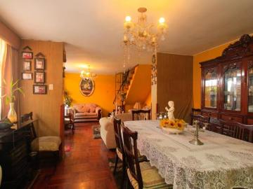 CASITA DE 2 PISOS + AZOTEA. 50M2xPISO.INCLUYE 1 COCHERA,SIN O CON MUEBLES