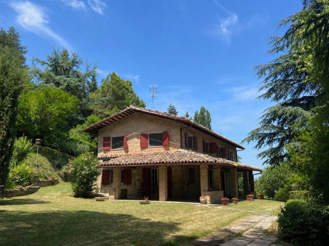 Casolare con panorama su Urbino 230m² Urbino