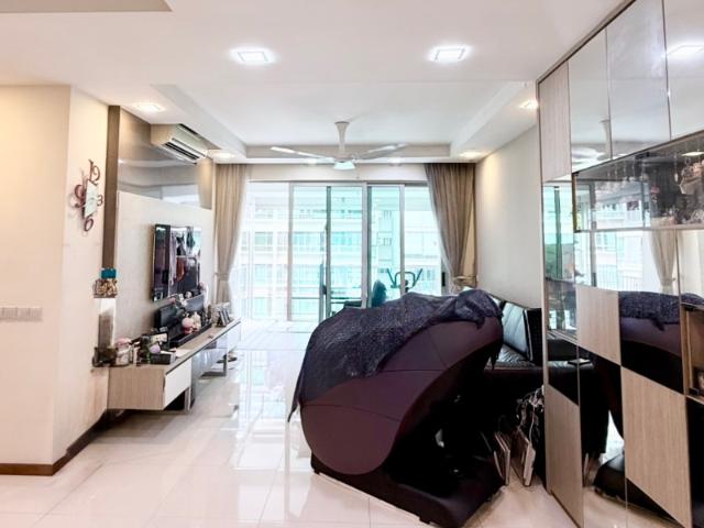 CASPIAN Condominium For Sale, $2,400,000, 4 Bed 3 Bath 1,399 sqft $1,716.00 psf