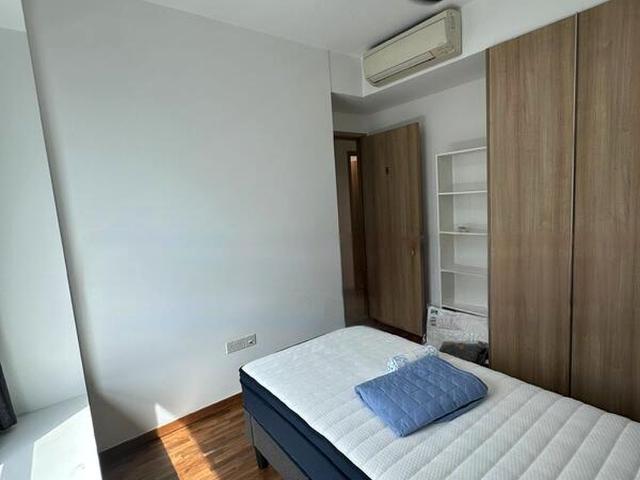 Caspian D22, Condominium